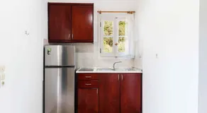 Pink House Socrates Corfu Beachside Retreats - Image 4