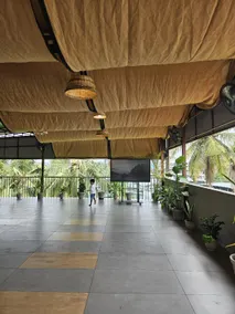 Zostay Urban Retreat Deluxe Rooms & Premium Dorms - Image 2
