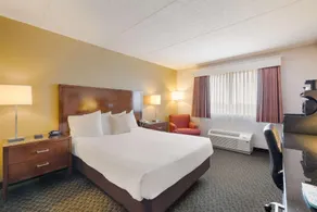 Best Western Riverfront Inn - Image 2