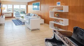 Club Wyndham Inn on Long Wharf - Image 2