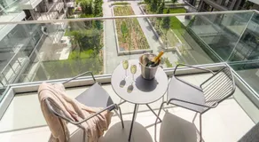 Bella Budapest Homes l FREE PARKING - Image 5