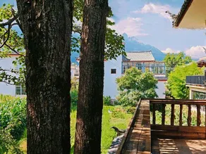 Moshang Qichi | Sunlit Golden Peaks·Snow Mountain Moonlit Zen Garden Resort (Baisha Ancient Town) - Image 4