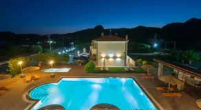 Evgatis Hotel - Image 3