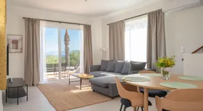 Thea Luxury Villa - Image 2