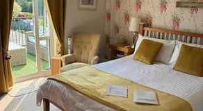 Cheriton Guesthouse - Image 5