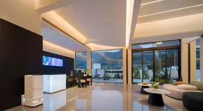 Zhangjiajie Forest Oxygen Bar Resort Hotel - New Hotel in 2026 Large& Buffet Breakfast&Gym&Near East Gate &Free Laundry Service & Mini Bar &Coffee and Travel Guide Explanation of Tour Plan reserve English Butler - Image 3