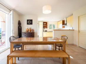 Tranquil holiday home with private pool - Image 4