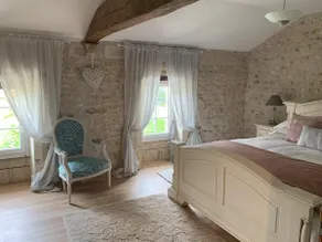 Lovely 4 bed gite with pool, sleeps 10 - Image 2