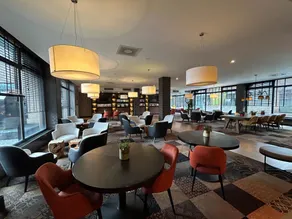 Golden Tulip Amsterdam West - Image 2