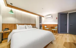 STAY201 - Image 2