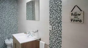 Apartamento La Plana - Image 2