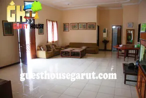 Homestay Cimaur - Image 4