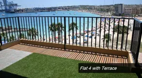 SEAFRONT I Pretty Bay Apartments - Image 3
