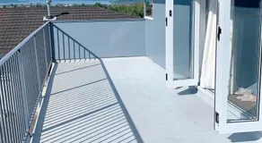 Panoramic View Apartment Without a Kitchen - Image 5