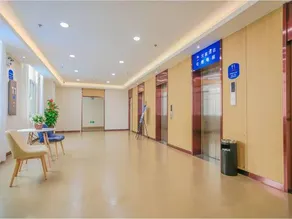 Ting Hotel (Wenshang Baoxiang Temple) - Image 3