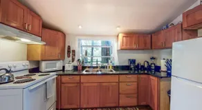 Vineyard Cottage - Image 5