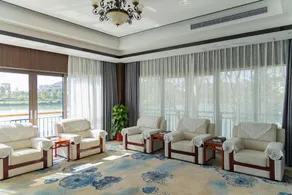 Donghu Hotel - Image 4