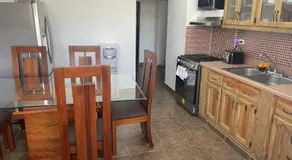 4 Bedroom 4 Bath & Laundry Room Apartment - Image 2