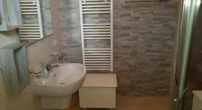 Top bedroom GOLFO - Le Lincelle, Lamezia - 2 extra large single beds - Image 2