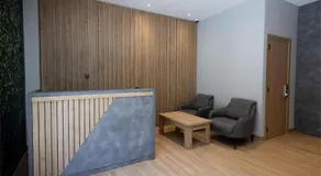 University Boutique Rooms - Image 4