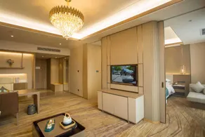 Veegle By Landison Hotel Guanghe Longyou - Image 5