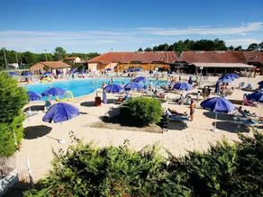 Maison charmante à Soustons avec piscine et jardin - Image 5