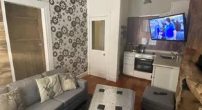 Glasgow City Centre Apartment - Image 2