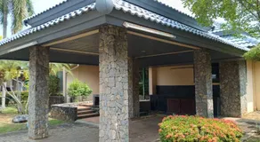 Rockgarden Beach Resort - Image 3
