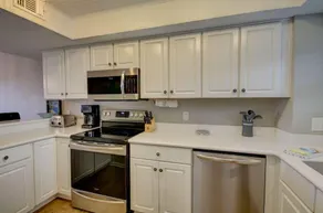 527 El Matador 2 Bedroom Condo by RedAwning - Image 5