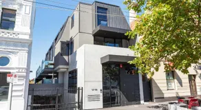Fitzroy North Apartments by Urban Rest - Image 4