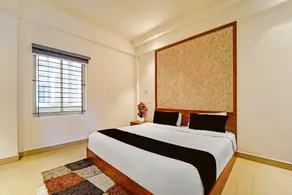 THE BEIGE HOTEL - Image 4
