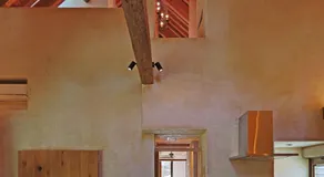 La Maison Facior Onomichi ラ メゾン ファシオール 尾道 尾道新築一棟貸切 ヨーロッパ邸宅風宿 温泉徒歩1分 1LDK最大4名 駐車場1台付き Wi-Fi - Image 4