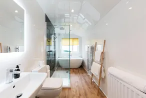 Annandale Guest House - Image 2