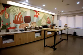 Hanting Hotel Beijing Qianmen Taoranting - Image 4