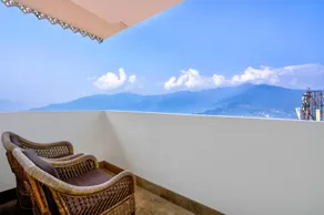 Summit Ttakshang Residency Hotel & Spa 2 Mins Walk to MG Marg - Image 2