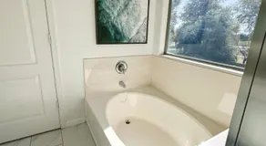 30 day rental perfect for work - Image 4