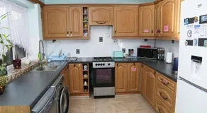 Lux House - Image 4