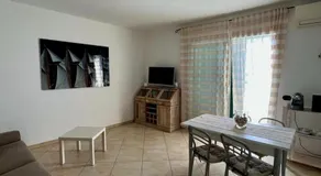 Chéry Holiday Home - Image 3
