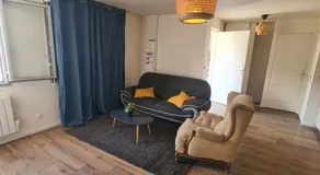 Appartement MontargisT2 Rabier proche gare, wifi et parking privée gratuits - Image 4