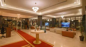 Blue Moon Hotel - Image 4