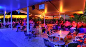 Overlander Hotel - Image 2