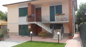 Gino's House - Image 3