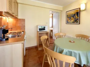 Luxury apartment with a microwave, 2.5km from historic Porec - Image 3