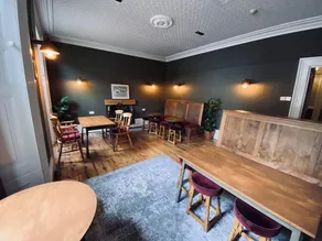 The White Rose Hotel - Image 5