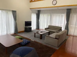 Cottage Villa Top - Image 2