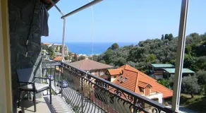 Due passi dal mare tra gli ulivi - Image 3