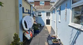 Hayling Hideaway, private cosy annex near to beach - Image 5