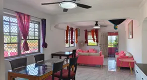 Da Pink And White Palace - Image 2