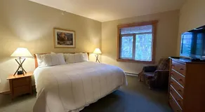 Ski-in/Ski-out with views at Sunstone - Image 4