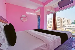 Hotel O Trinetra Inn - Image 2